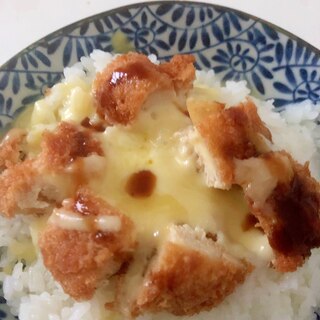 チーズチキンカツご飯